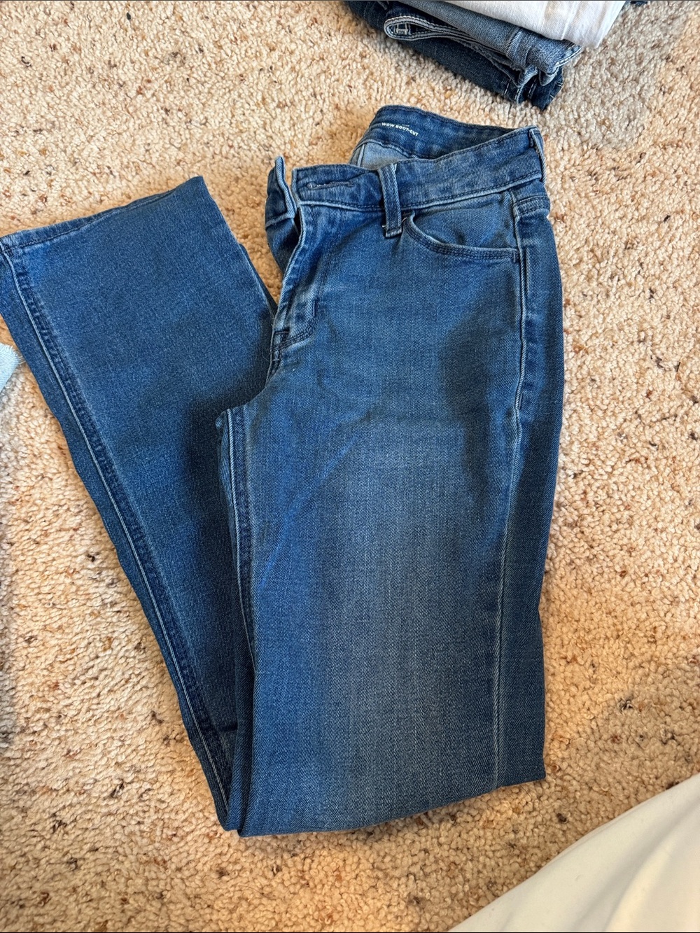 Old Navy Women's Medium Blue Straight-Leg Jeans